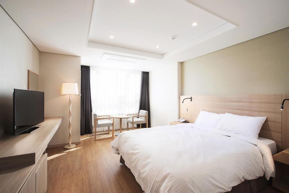 Crown Harbor Hotel בוסאן מראה חיצוני תמונה